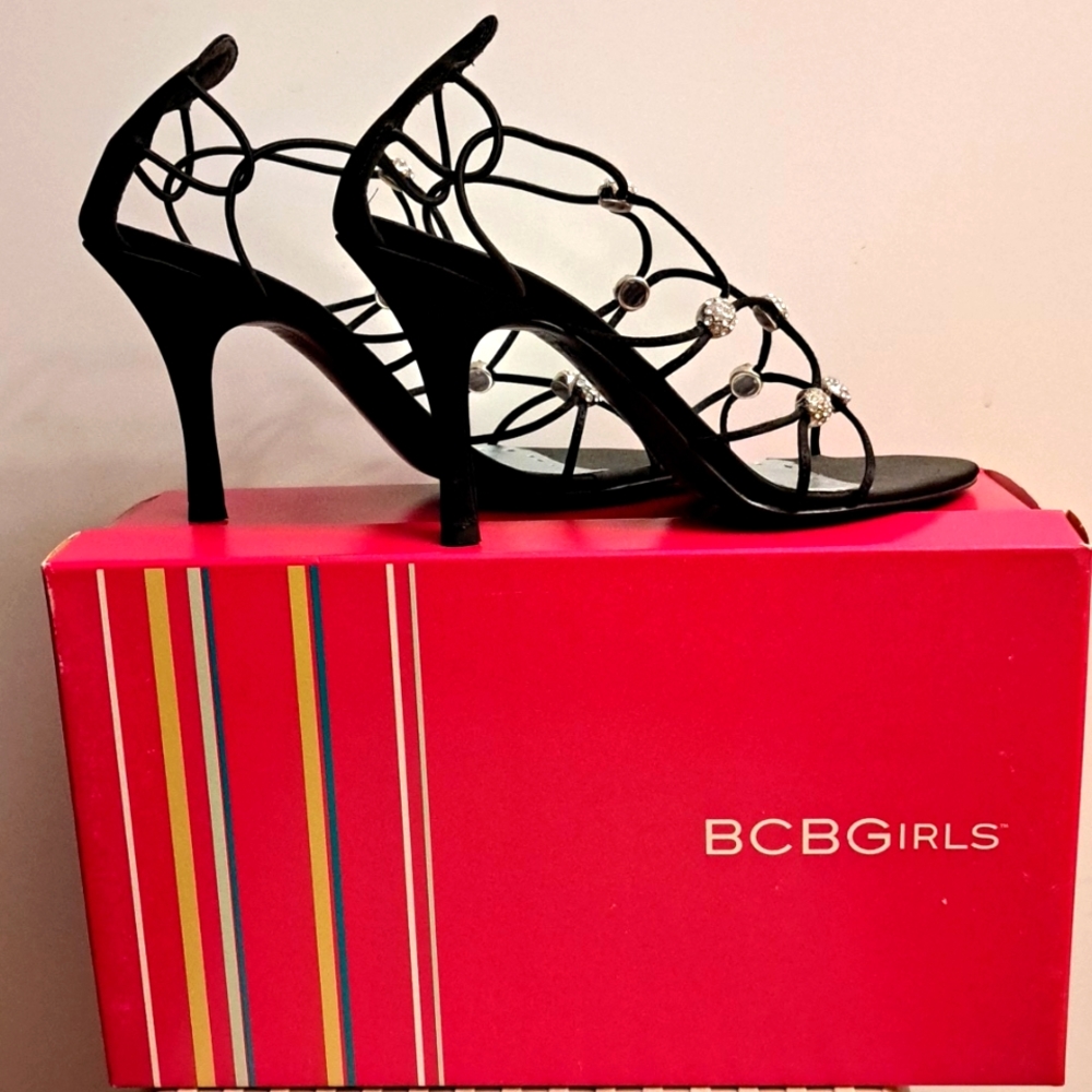 Brand new women sandals